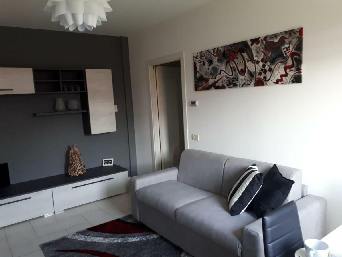 My Home Apartment Mira Exteriér fotografie