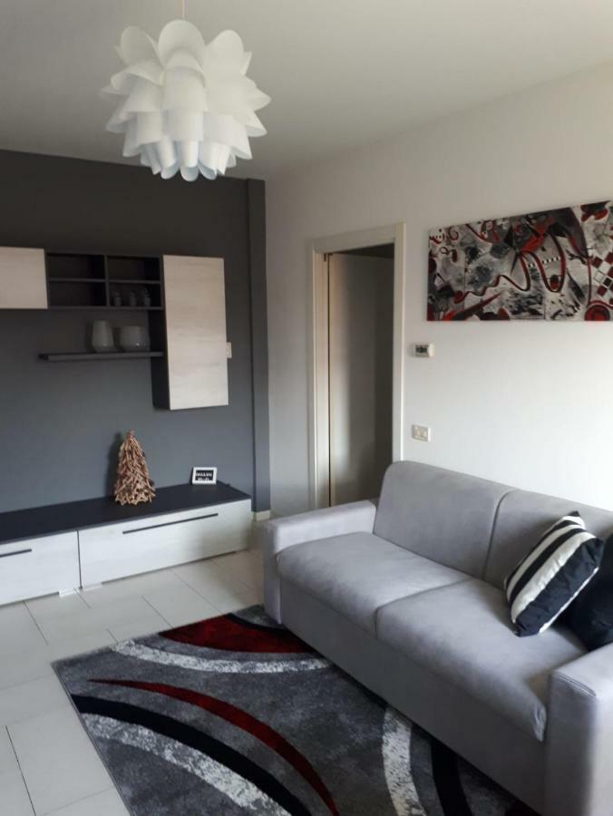 My Home Apartment Mira Exteriér fotografie
